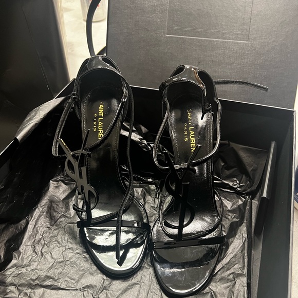 YSL Cassandra Heels - Picture 3 of 3